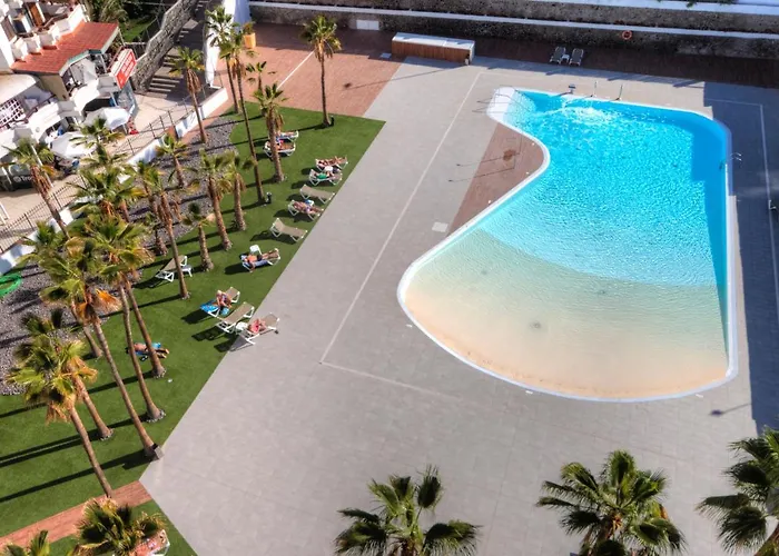 Flamingo Friendly Semesterbostad *