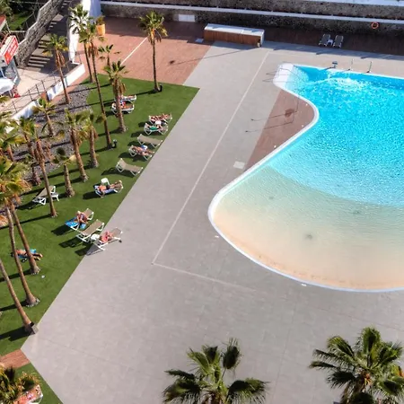 Flamingo Friendly Holiday home *