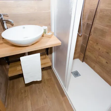 Flamingo Friendly 普拉亚戴尔雷安格莱斯