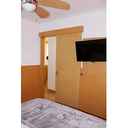 Flamingo Friendly 普拉亚戴尔雷安格莱斯